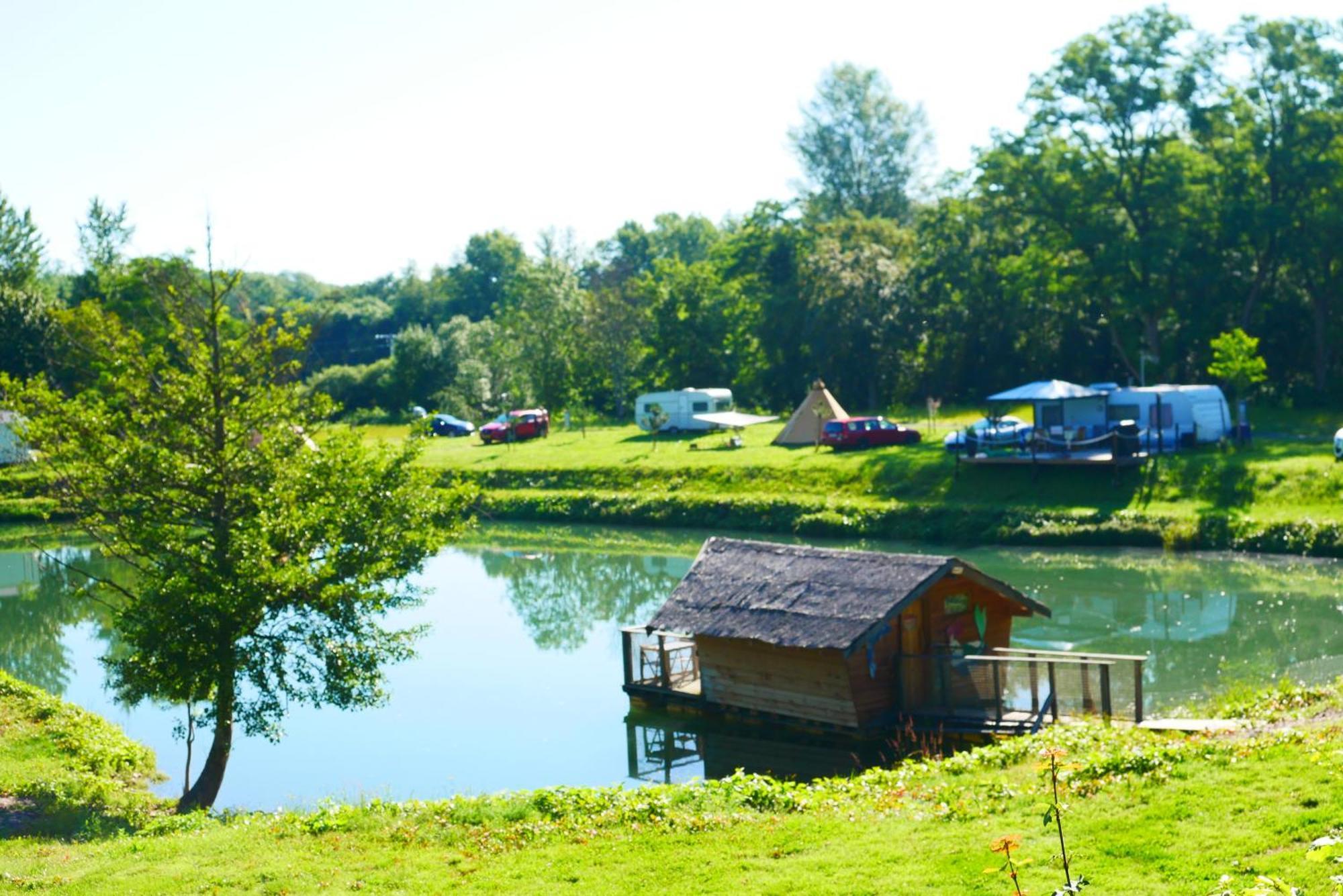 Camping Alsace Les Castors Burnhaupt-le-Haut Exterior photo