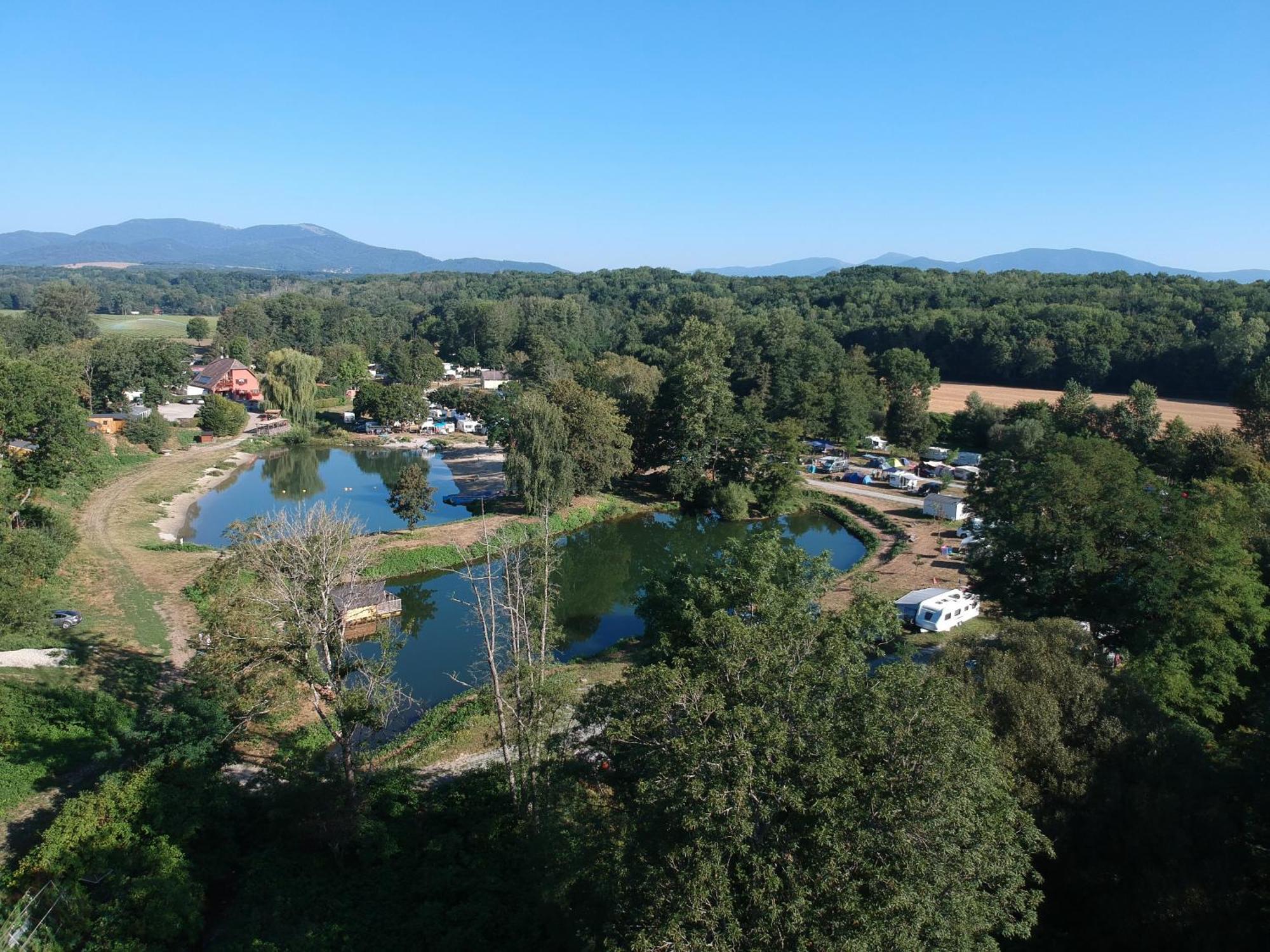 Camping Alsace Les Castors Burnhaupt-le-Haut Exterior photo