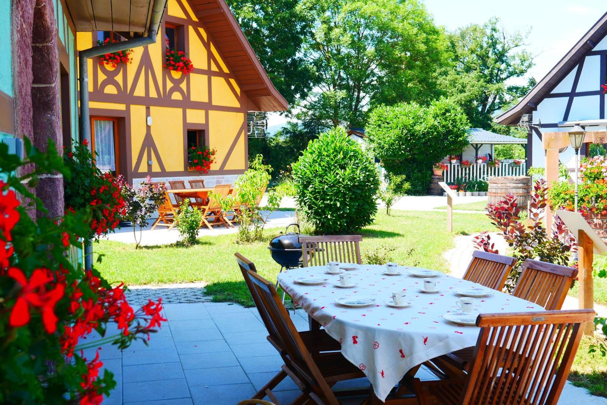 Camping Alsace Les Castors Burnhaupt-le-Haut Exterior photo
